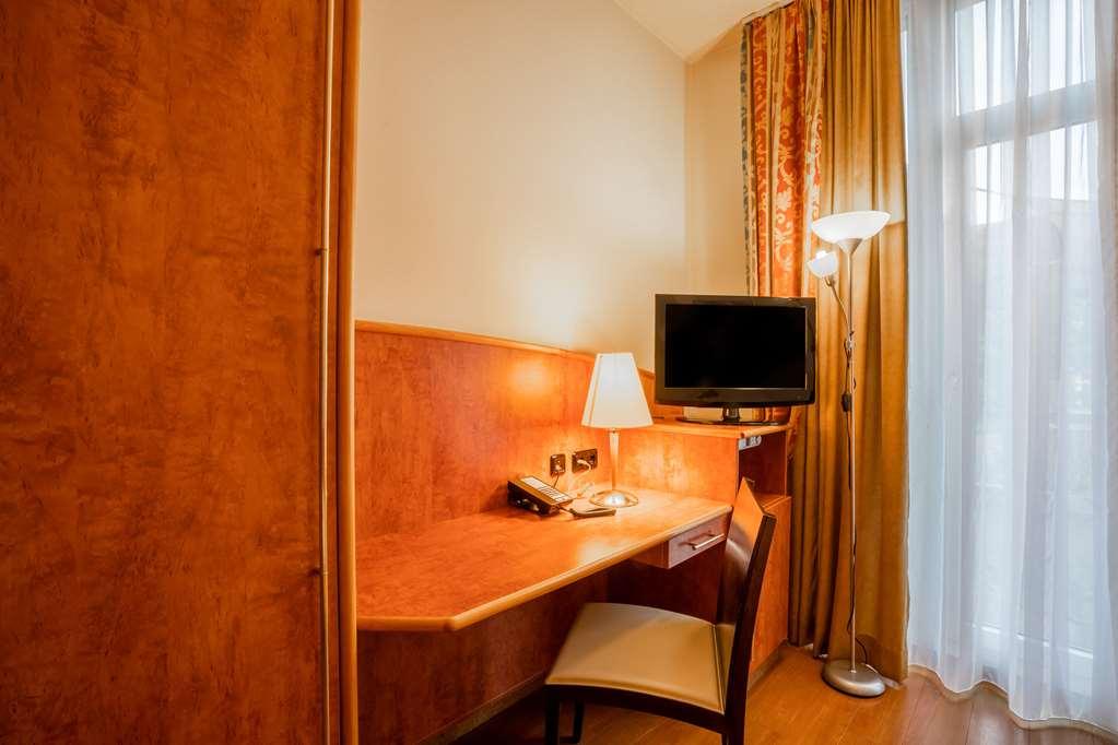 1, 2, Sleep Boardinghouse Unterschleissheim Zentrum 部屋 写真