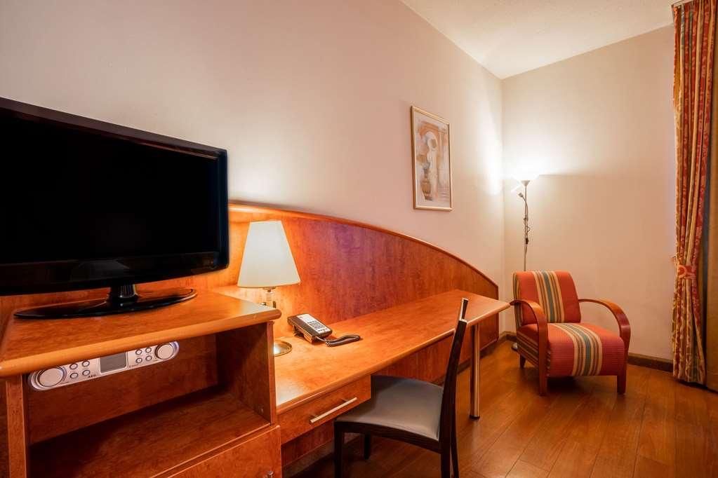 1, 2, Sleep Boardinghouse Unterschleissheim Zentrum 部屋 写真